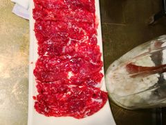 -左庭右院鲜牛肉火锅(金山万达店)