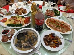 -上海虹桥君丽假日酒店(娄山关路地铁站店)