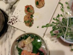 -雍和会海鲜姿造自助(湖东路店)