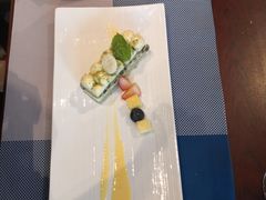-香格里拉鱼跃地中海西餐厅·牛排披萨