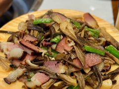 -乡土特色.冷锅鱼.牦牛肉汤锅