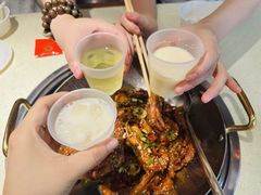-何师傅美蛙鱼头(汉街店)