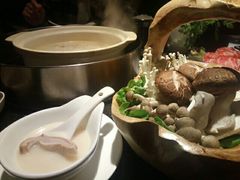 -捞王锅物料理(上海世茂广场店)