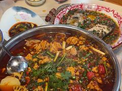 -牟记江湖重庆地标特色菜鱼蛋海鲜羊蝎子(巴南区黑金冠十多年好店)