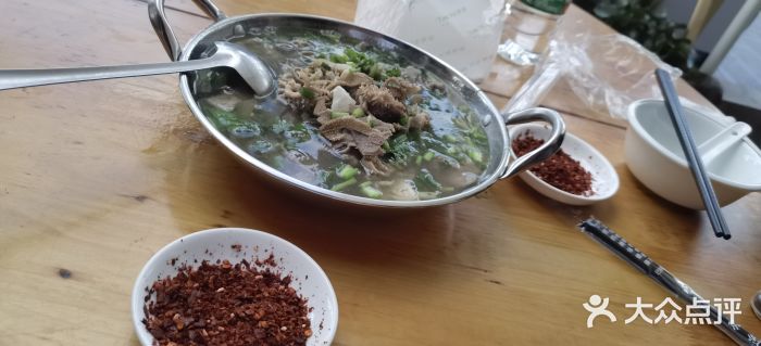 周记翘脚牛肉图片