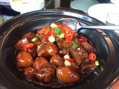 砂锅土豆焖澳洲牛肉-湘湖逍遥庄园·水漾中餐厅