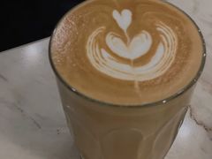澳白-大酉·M Coffee(北京美术馆店)