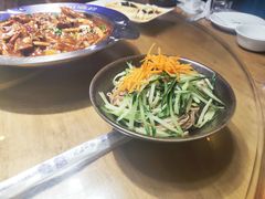 -胖哥俩肉蟹煲(杭州大厦中央广场店)