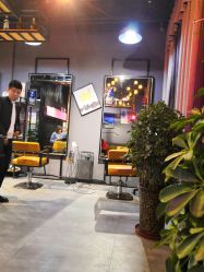 -MOVAN  HAIR莫凡匠人发型屋
