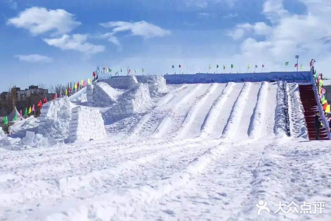 冰雪嘉年华[礼花]乐华城秦汉园站(39元享受8大爆款项目) - 大众点评