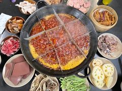 -岗上渣渣老火锅(上大田湾店)