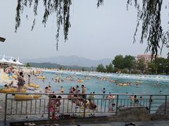 -白鹿温泉加勒比水上乐园