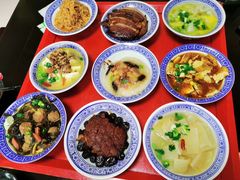 -蓝田九大碗民俗食府(蓝田店)
