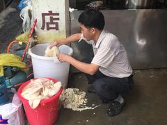-潮镇老尾牛杂(环城西路店)