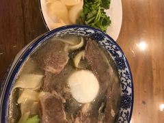 -凤齐羊肉烩面馆