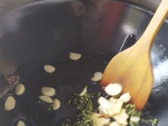 -老船舫·现做活鲜鱼馆(东郊记忆店)