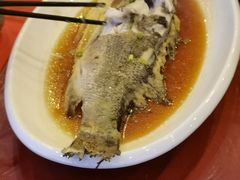 -老船夫婚宴婚庆会馆(延吉路店)