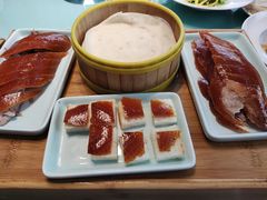 明湖烤鸭-鹊华居·地道鲁菜·海鲜·融合味(大明湖店)