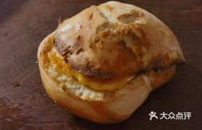 Steamed Bun Burger