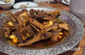 Dry Pot Rabbit Head with Duck Lips