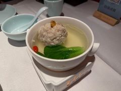 蟹粉狮子头-森隆饭庄(新世界百货崇文店)