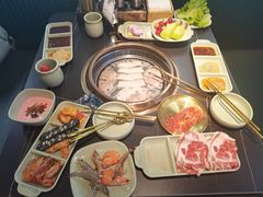 -梨花甄选自助烤肉(小寨原力场店)