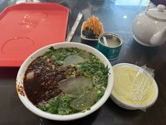 -吾穆勒蓬灰牛肉面·清真(北滨河中路店)