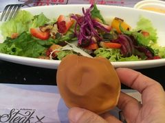 草莓核桃色拉-天母蓝鸟西餐厅·烘焙蛋糕(十三碗店)