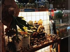 -Rabbit Cafe私房西餐甜点咖啡(栖霞路店)