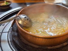 -阿山卓·野生菌火锅·纳西火塘烤肉