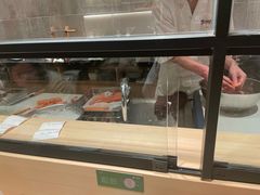 面包甜点陈列柜-Tuna maki寿司(苏州大悦城店)