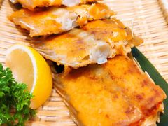 盐烧三文鱼骨-鱼民·现造寿司(育德店)