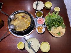 -菌之家·专业纯野生菌火锅·特色炒菌