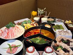 -三出山火锅(南京万象天地店)