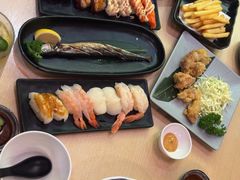 -万岁料理回转寿司(华贸店)