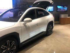 -蔚来中心(北京中关村店)