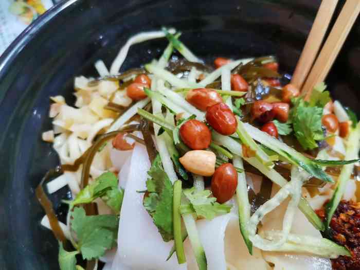 猪脑壳土豆粉-"猪脑壳土豆粉店子的位置在建材家居广场门.