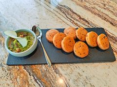 榛果焦糖鹅肝酱伴葱油饼-澜亭中餐厅·一线江景·尊蓝豪华精选