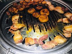 五花肉-韩聚屋韩国烤肉餐厅(新北万达店)