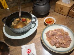 -魁盛居百年鲁菜馆(县西巷店)