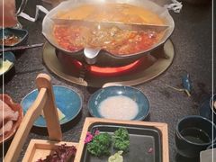 -湊湊火锅·茶憩(打浦桥日月光店)