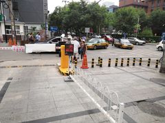 -新华金融大厦-停车场