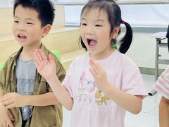 -蓝话筒·少儿成人演讲口才·主持朗诵·戏剧表演(大华第一坊店)