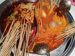 -佰人王串串香火锅(洋珠巷店)