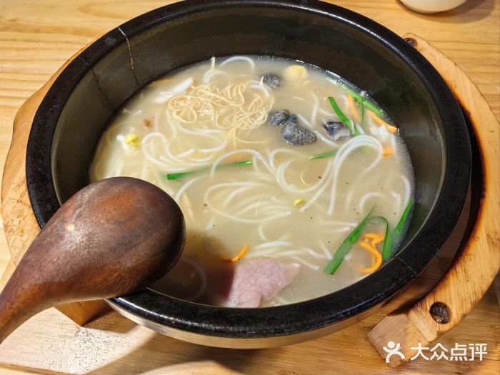 勺子米线·云南传统小吃市集(四方街店)图片