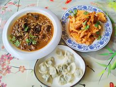 小鸡炖蘑菇-石老头关东饺子王·东北菜(嘉华鑫城店)