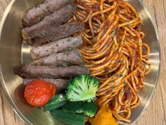 -汽车博物馆主题餐厅
