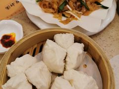 蜜汁叉烧包-点都德(大茶楼店)