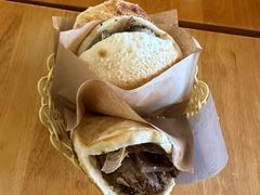 -刘记羊汤·烧饼夹肘子