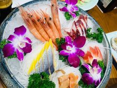 -青瓦餐厅·生鱼片·韩园烤肉(西塔店)